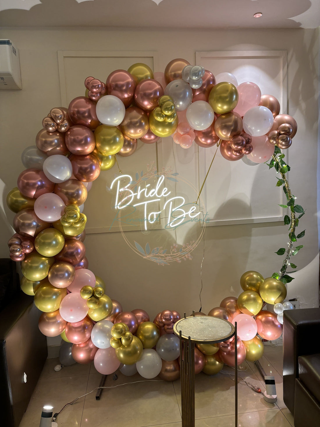 Bachelorette Party Decoration with Bride-to-Be LED, Chrome &amp; Pastel Balloons | Round Backdrop