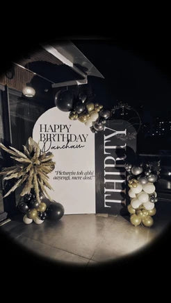 Black &amp; Gold Birthday Balloon Backdrop Decoration