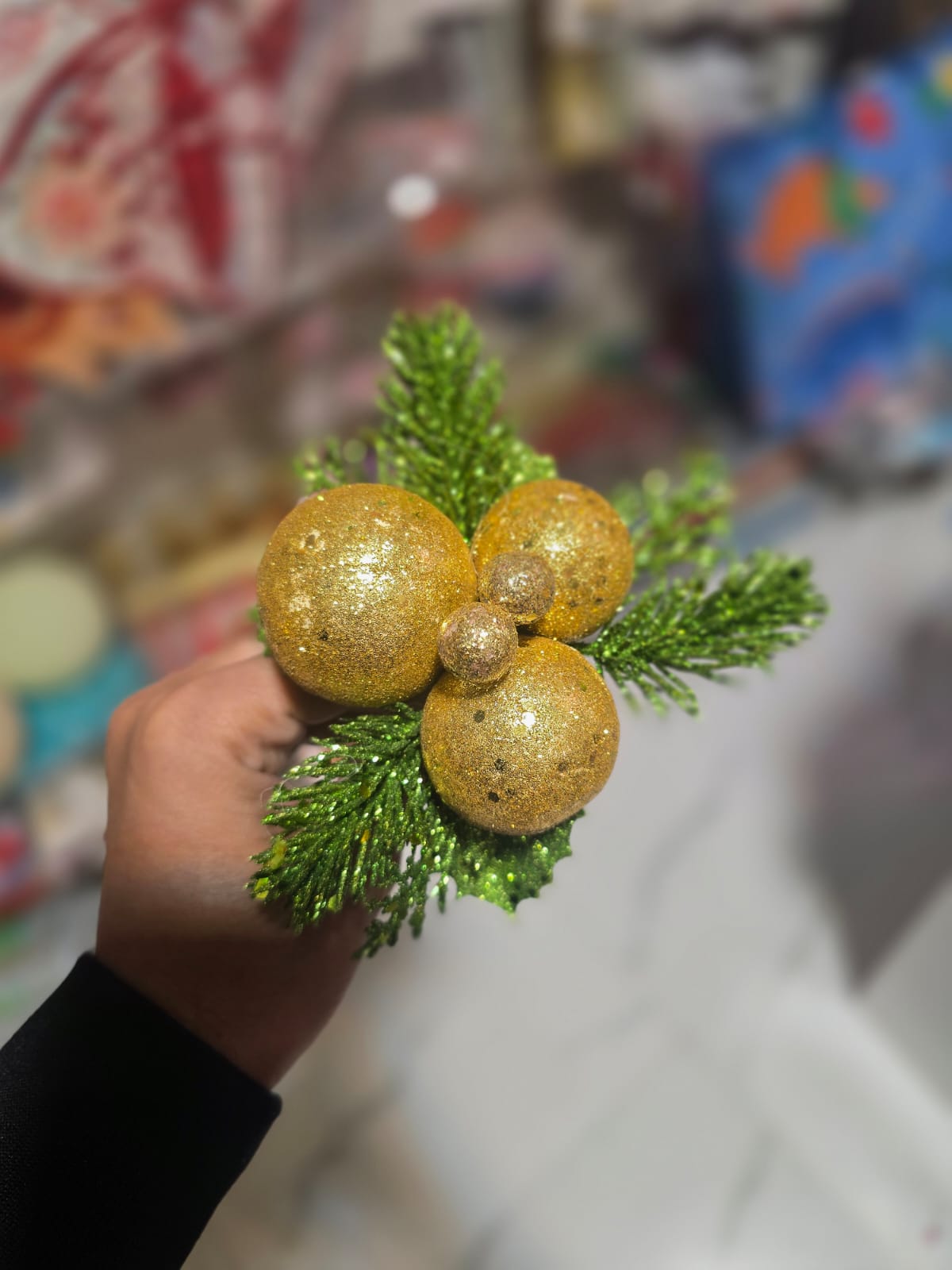 Gold Christmas Ball Cluster Decor | Holiday Decoration Accessory