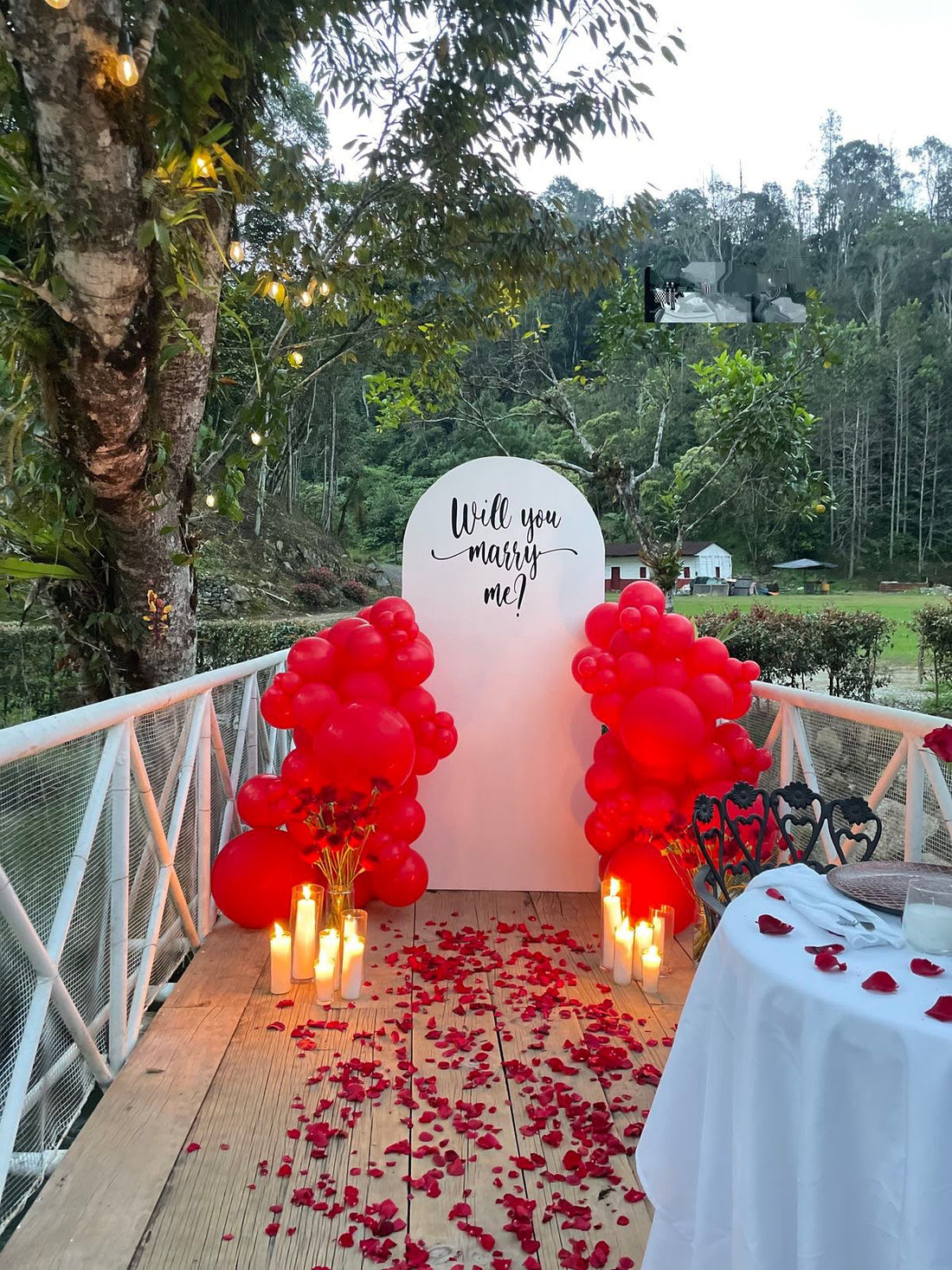 Will You Marry Me Proposal Decoration with Balloons &amp; Candles
