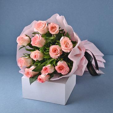 Bouquet of roses - The Party Store